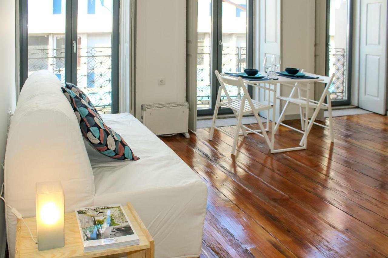 Bonjardim Flats - T1 Com Varanda Apartment